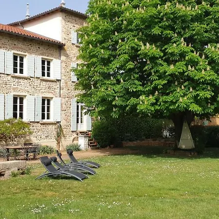 Chateau De Grandmont D'hotes Bed & Breakfast