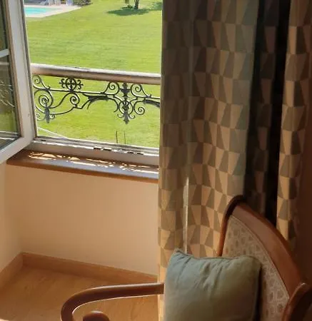 Chateau De Grandmont D'hotes